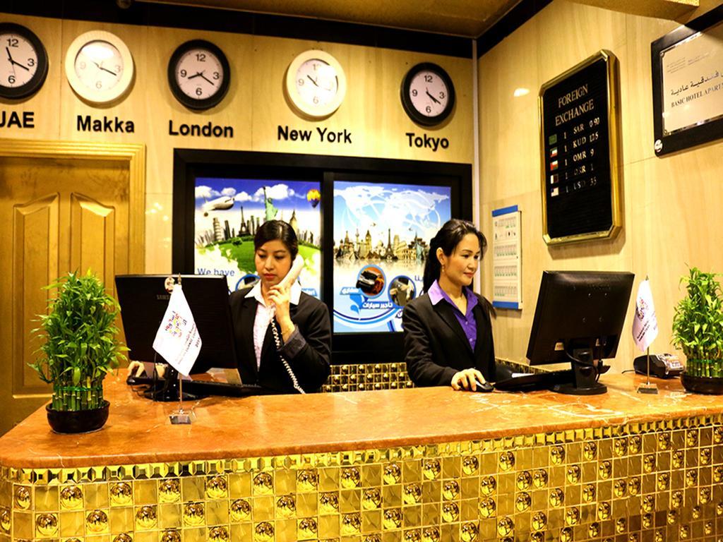 Arcadia Hotel Suites Шарджа Екстериор снимка