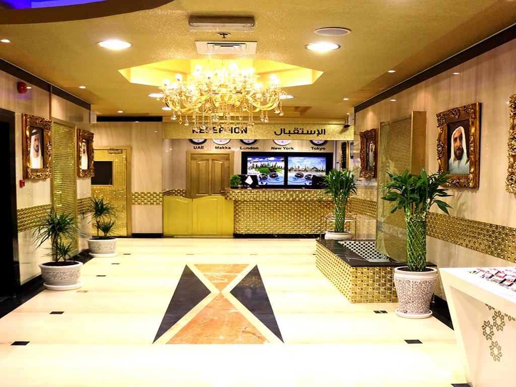 Arcadia Hotel Suites Шарджа Екстериор снимка